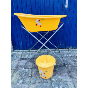 Vintage retro Bébé-Jou babybadje en luieremmer